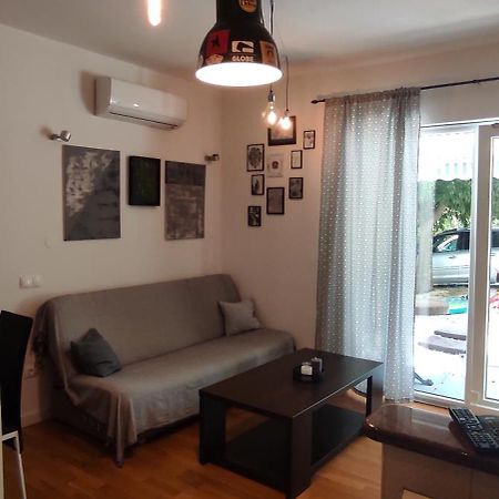 Mala Tonina Apartment Tucepi Bilik gambar